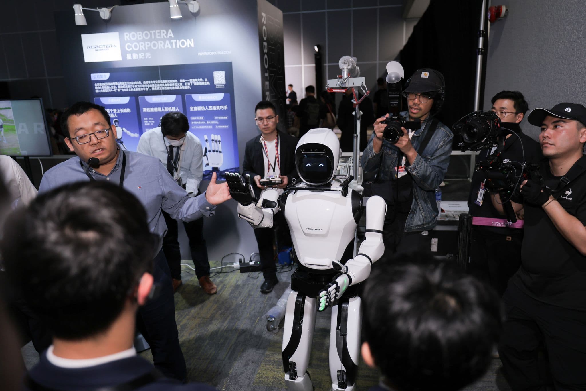 A Visionary Field Trip at JUMPSTARTER 2025 - Inspiring Tomorrow's Innovators_2