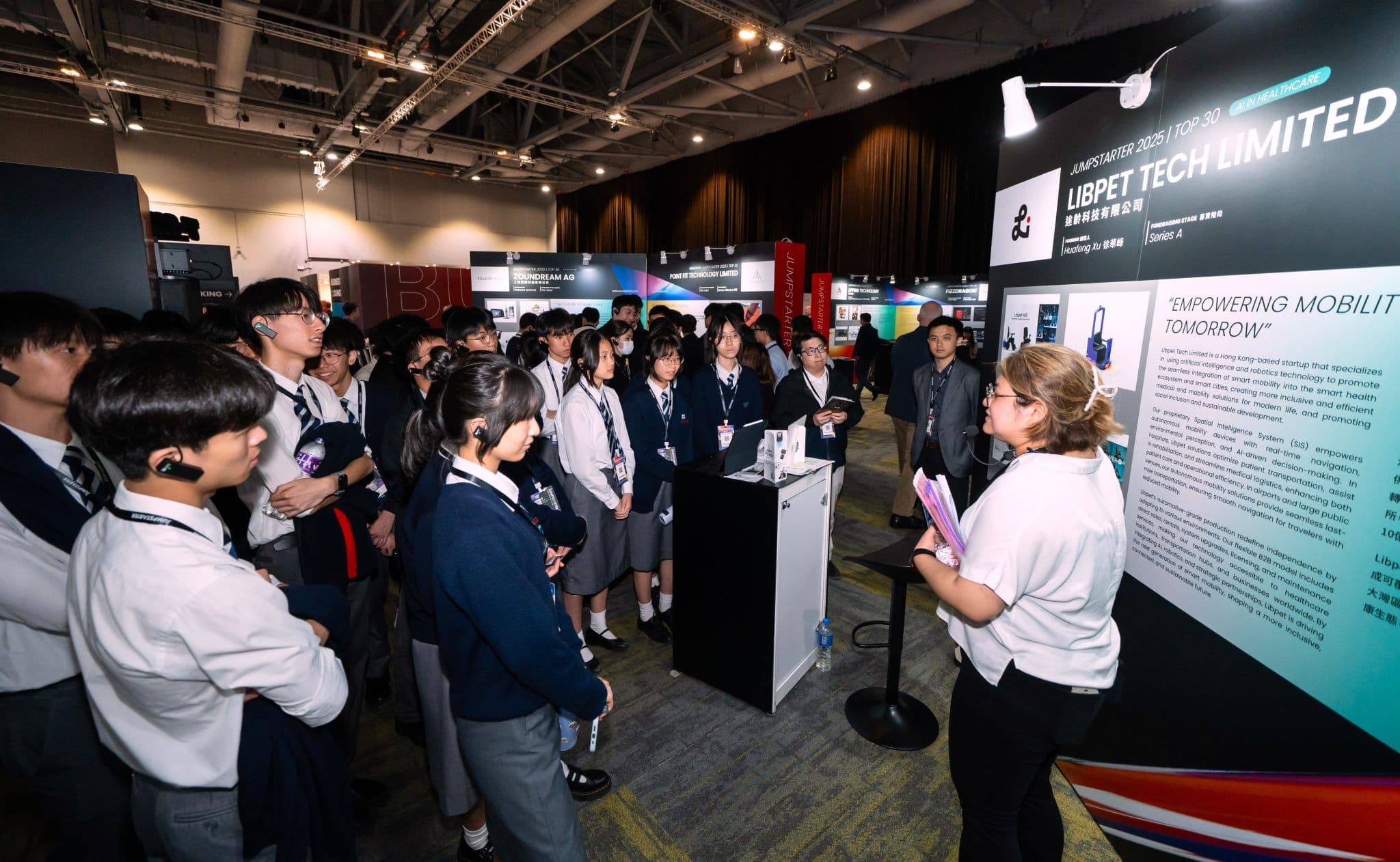 A Visionary Field Trip at JUMPSTARTER 2025 - Inspiring Tomorrow's Innovators_3