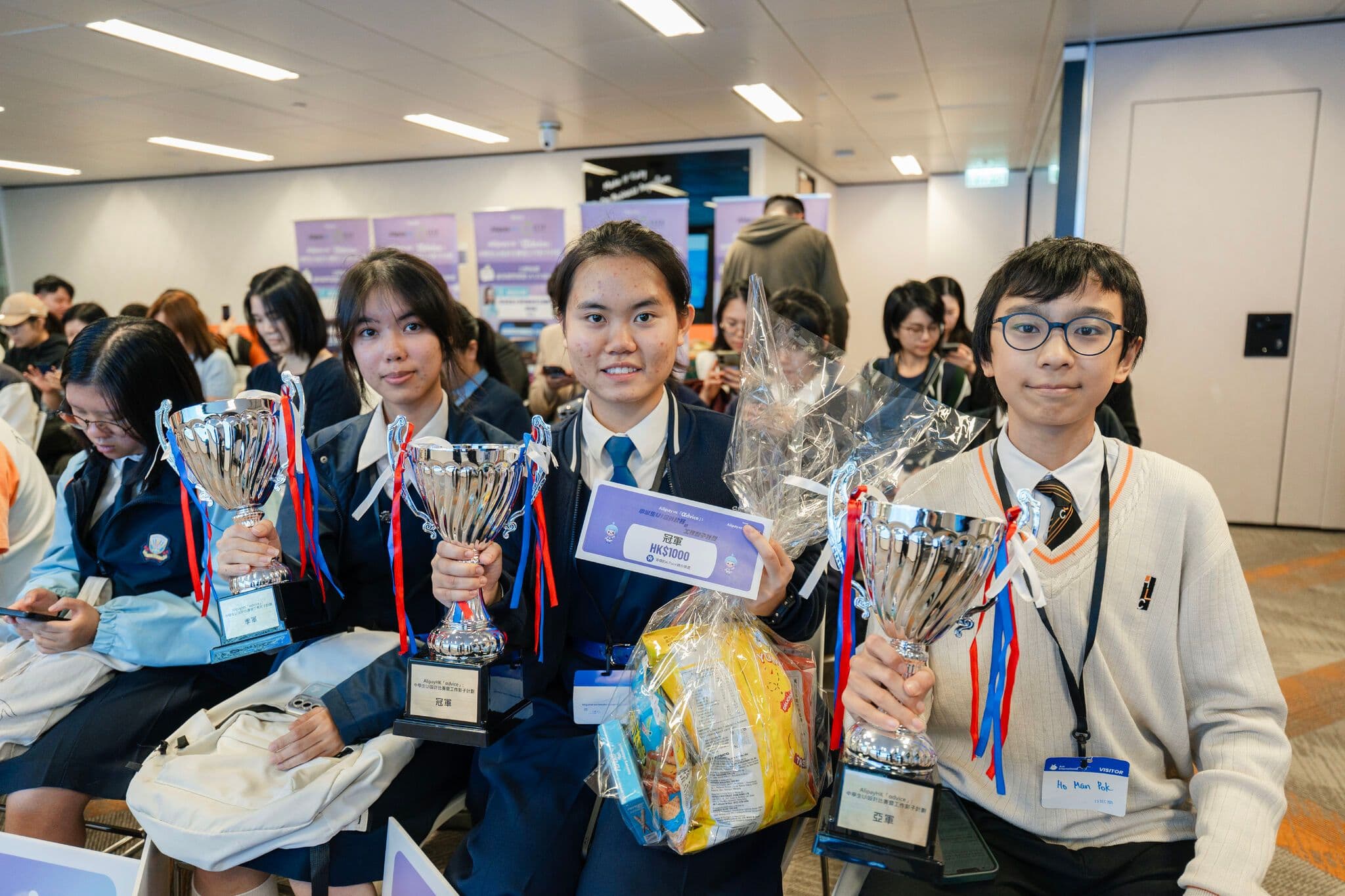 Celebrating Bold Design Ideas and Future Creators with AlipayHK_4